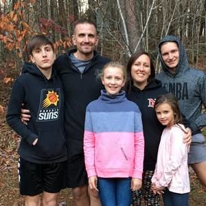 Meet your Posher, Kelly